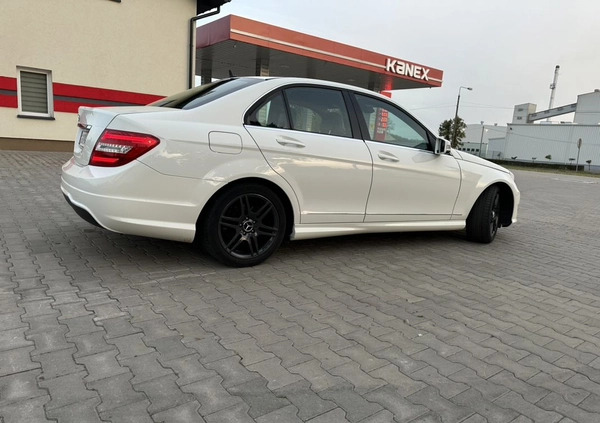 Mercedes-Benz Klasa C cena 39900 przebieg: 270300, rok produkcji 2011 z Grabów nad Prosną małe 211